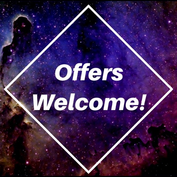 🚫SOLD🚫Express mesh & velvet burnout crop tank - Picture 7 of 7